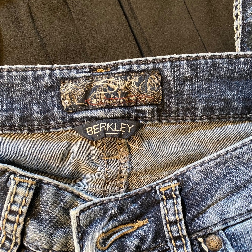 Silver jeans - Picture 6 of 6